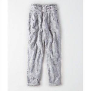 AE high waisted paperbag tapered pant with belt